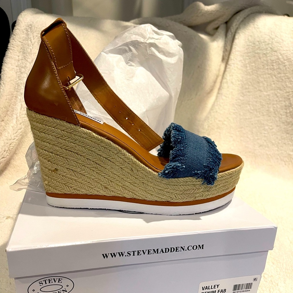 Steve Madden denim wedge sandals